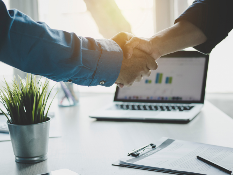 Business accounting: handshake